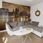Patsy - Cosy Appt Met Privé-tuin Op 5 Min Wandelen Het *